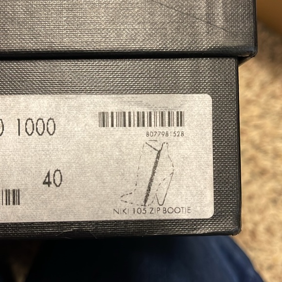 COPY - Saint Laurent Niki zip bootie - Picture 7 of 7